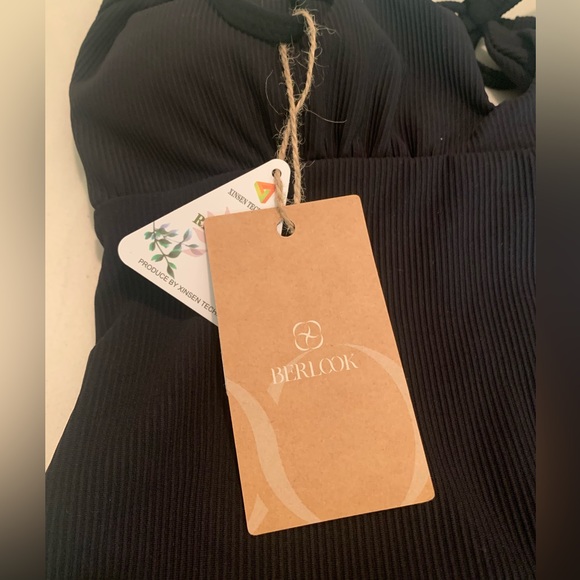 Berlook - Black Cut Out Backless One-Piece Swimsuit - Picture 5 of 10